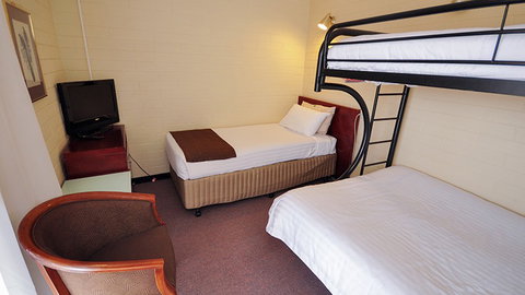 Best Western Alexander Motel Whyalla - Tourism Adelaide 3