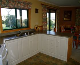 Viewenmore Villa Bed & Breakfast - Tourism Adelaide 3