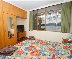 Waterside Accommodation - Derwent Hideaway - Tourism Adelaide 2