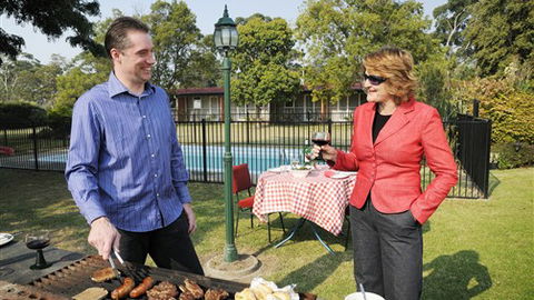 Captains Lodge International - Tourism Adelaide 3