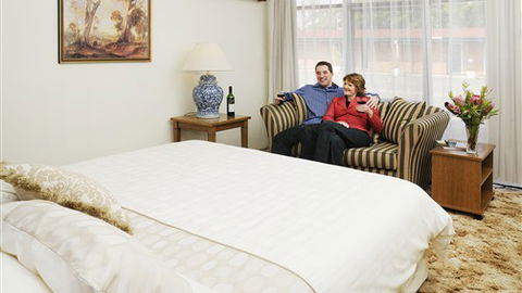 Captains Lodge International - Tourism Adelaide 5