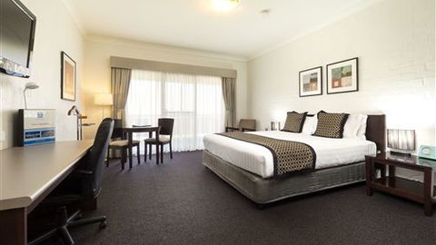 Comfort Inn & Suites Blazing Stump - Tourism Adelaide 1