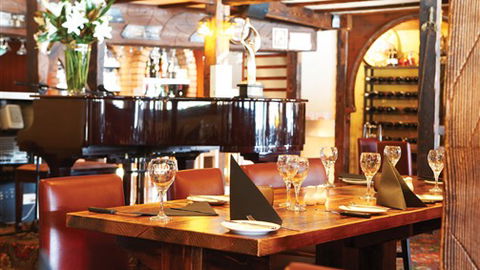 Quality Resort Siesta - Tourism Adelaide 5