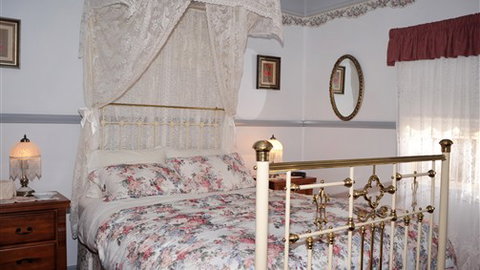 Cuddledoon Cottages B&B - Tourism Adelaide 0