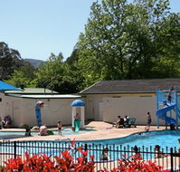 Porepunkah Pines Holiday Park - Tourism Adelaide