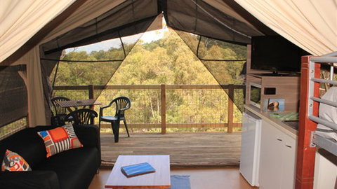 Lorne Bush House Cottages & Eco Retreats - Tourism Adelaide 7