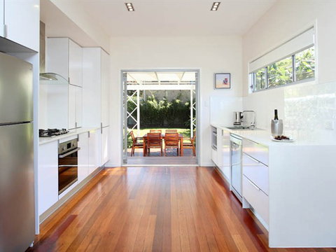 Corporate Beach House - Tourism Adelaide 1