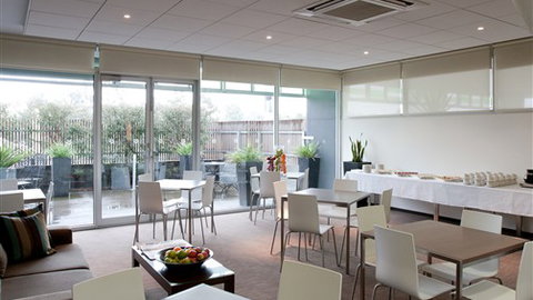 Punthill Apartment Hotels - Knox - Tourism Adelaide 4