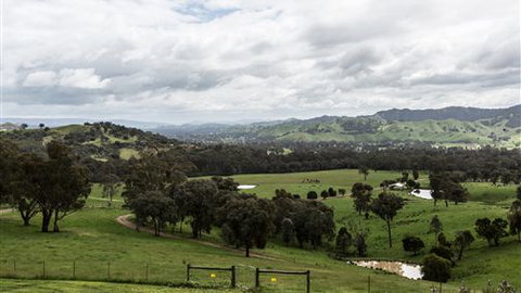 Holmesglen At Eildon - The Homestead - Tourism Adelaide 2