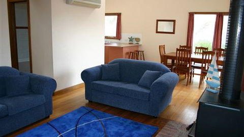 Front Beach Torquay Beach Houses - Tourism Adelaide 1