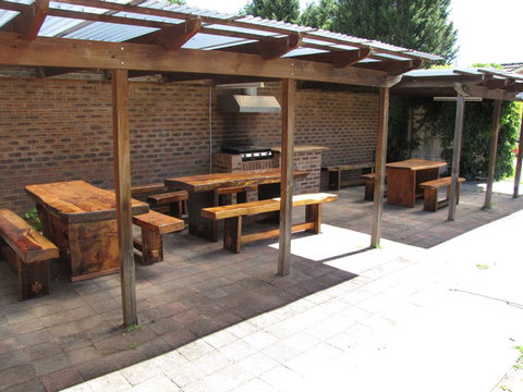 Big Trout Motor Inn - Tourism Adelaide 6