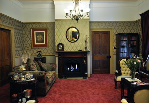 Bli Bli House Luxury Accommodation - Tourism Adelaide 2