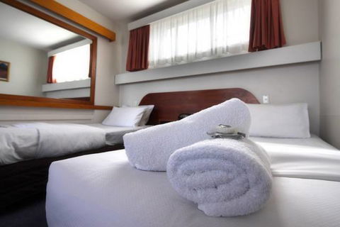 City View Motel ( Hobart) - Tourism Adelaide 0