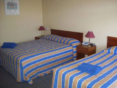 Cobar Motor Inn - Tourism Adelaide 0