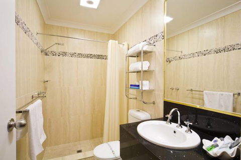 Comfort Inn & Suites Georgian - Tourism Adelaide 4