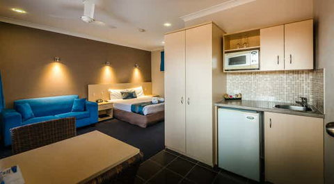 Park Beach Resort Motel - Tourism Adelaide 3