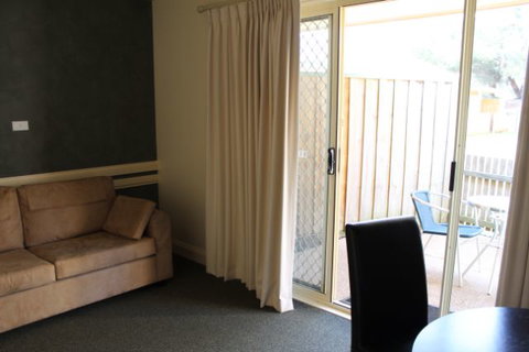 Fairways Resort - Tourism Adelaide 3