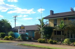 Flying Spur Motel - Tourism Adelaide 0