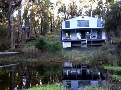Hidden Grove Retreat - Tourism Adelaide 0