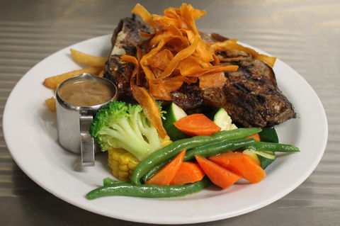 Kings Motor Inn & Steakhouse - Tourism Adelaide 1