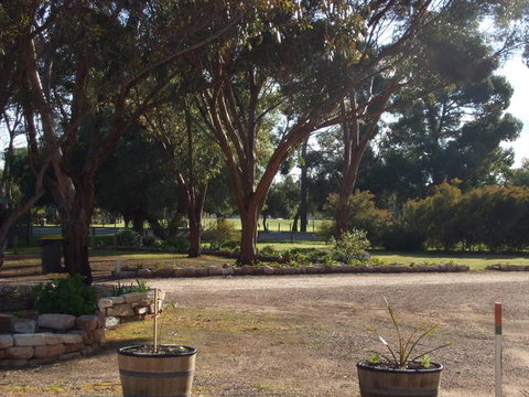 Laura Community Caravan Park - Tourism Adelaide 2