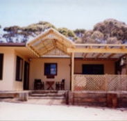 Lovering's Beach Houses - D'Estrees Bay - Tourism Adelaide