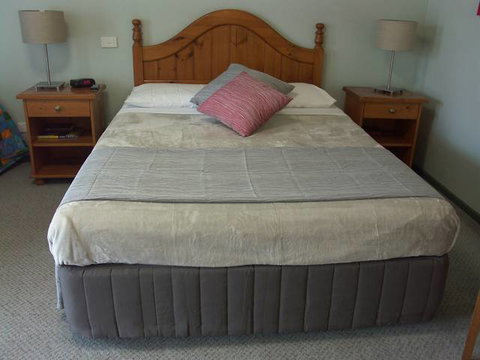 Melaleuca Motel - Tourism Adelaide 3