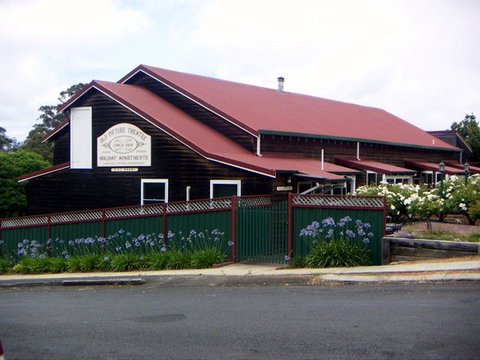 Pemberton Old Picture Theatre Holiday Apts - Tourism Adelaide 2