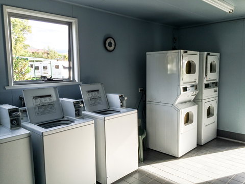 Snug Beach Cabin & Caravan Park - Tourism Adelaide 2