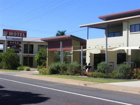 Spinifex Motel & Serviced Apartments - Tourism Adelaide 4