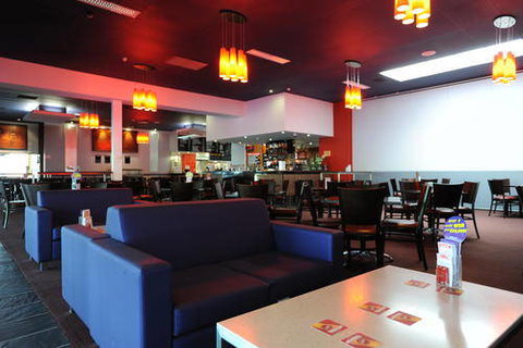 The Statesman - Tourism Adelaide 0