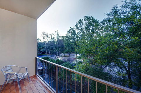 The Statesman - Tourism Adelaide 3