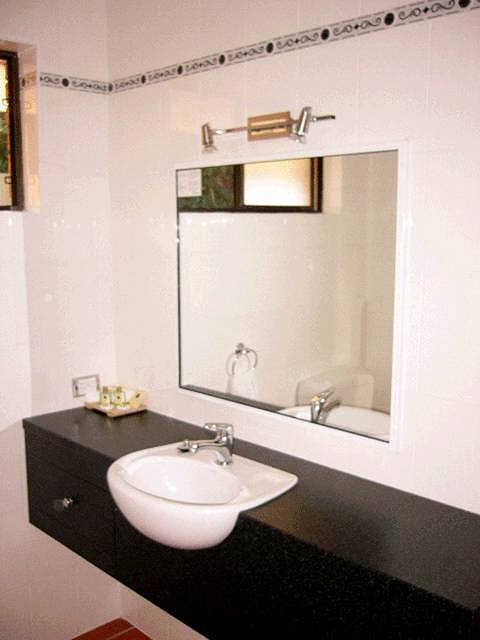 Victoria Lodge Motor Inn & Serviced Apartments - Tourism Adelaide 4