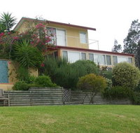 Whitby on Wallis Lakefront Holiday Cottage - Tourism Adelaide