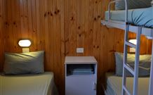 Holbrook Motor Village - Tourism Adelaide 1