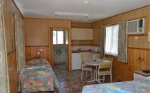 Holbrook Motor Village - Tourism Adelaide 6