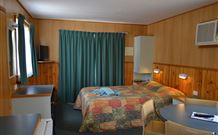 Holbrook Motor Village - Tourism Adelaide 7