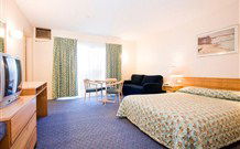 Bay Waters - Batemans Bay - Tourism Adelaide 0