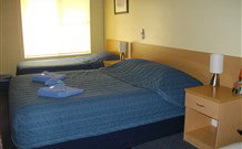 Benjamin Singleton Motel - Singleton - Tourism Adelaide 1