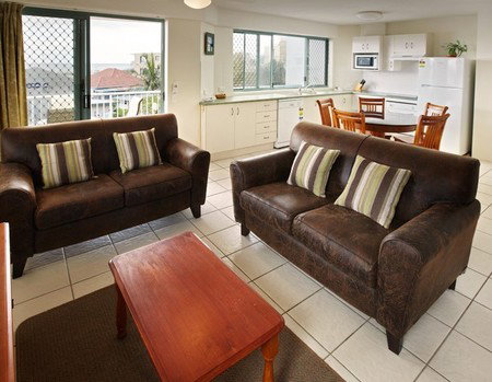 Lindomare Apartments - Tourism Adelaide 0