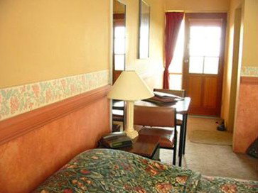 Milton Village Motel - Tourism Adelaide 1