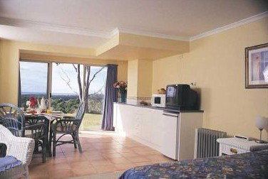 Milton Village Motel - Tourism Adelaide 3