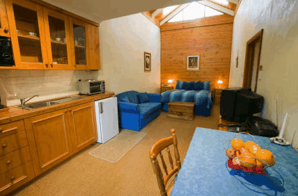 Clarendon Chalets - Tourism Adelaide 3