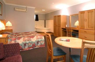 Best Western Sunseeker Motor Inn - Tourism Adelaide 1