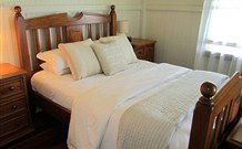 McLennans Lane River Retreat - - Tourism Adelaide 0