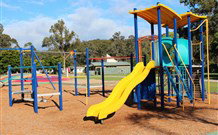Emma's Cottage Vineyard - Tourism Adelaide 2