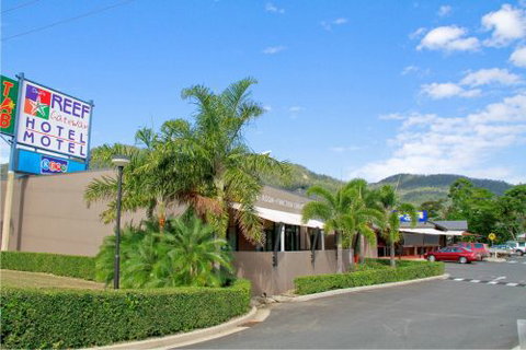 The Reef Gateway Hotel Motel - Tourism Adelaide 4