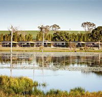 Lake Redbrook Holiday Retreat - Tourism Adelaide