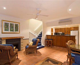 Tinaroo Lake Resort - Tourism Adelaide 2