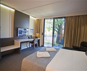 Kings Park Accommodation - Tourism Adelaide 0